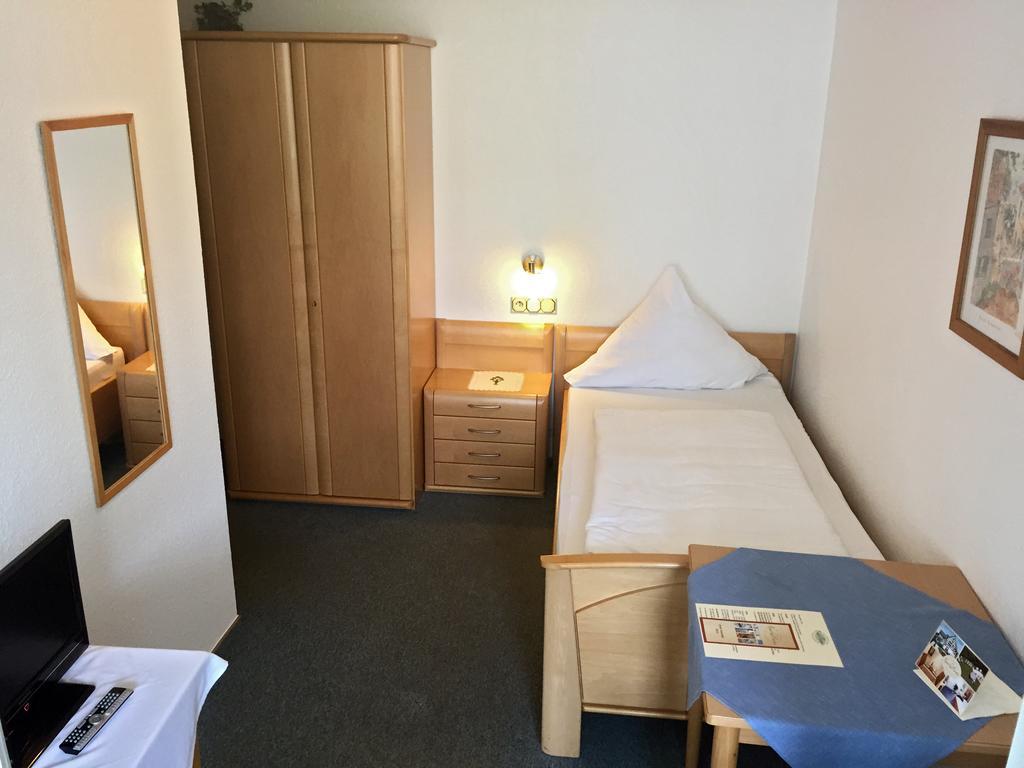 Hotel Flurschütz Lennestadt Zimmer foto